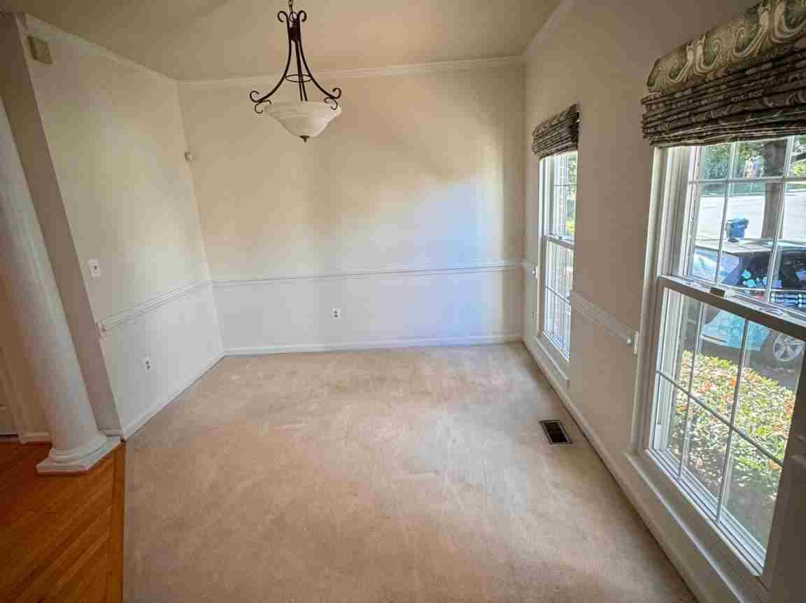 Maid's House Cleaning