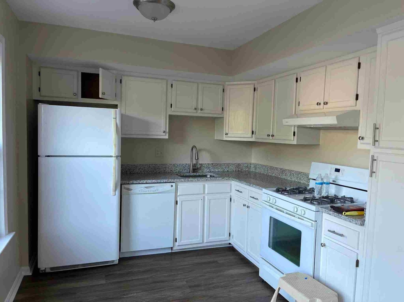 Maid's House Cleaning